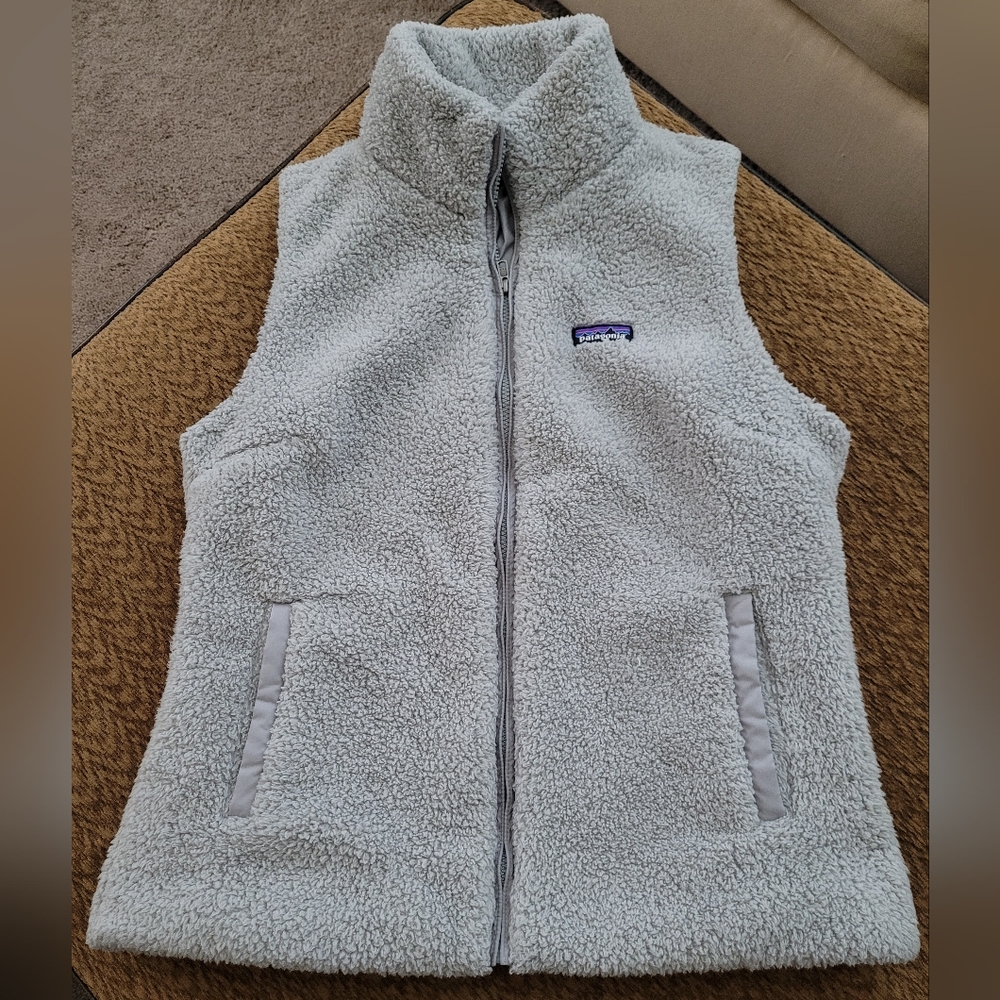 Patagonia Light Gray Sherpa Vest